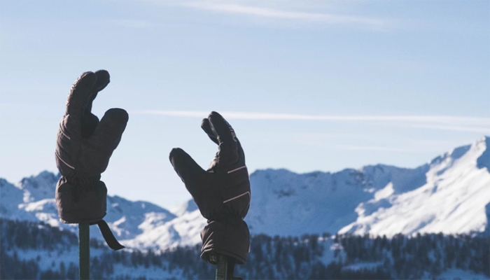 gloves in winter