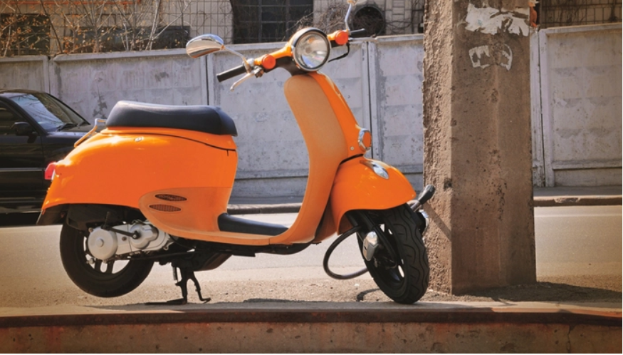 3-best-electric-mopeds-in-2022-myproscooter